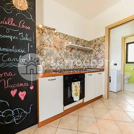 Domus Sole Apartment *